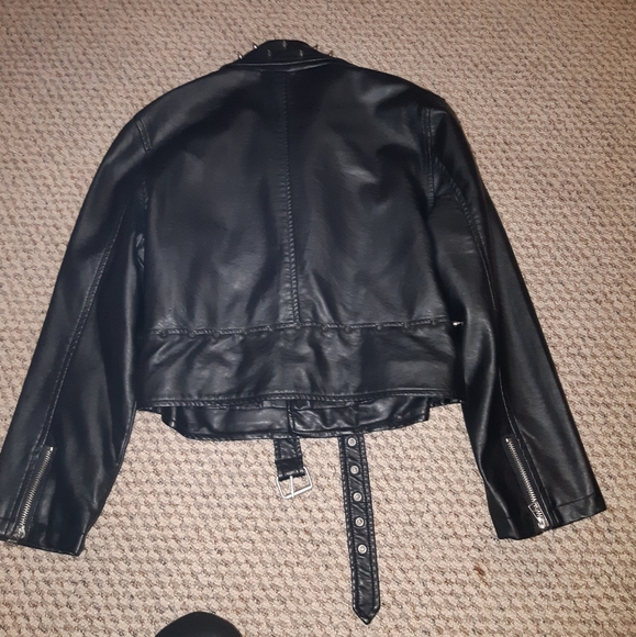 leather jacket - Picture 3 of 4